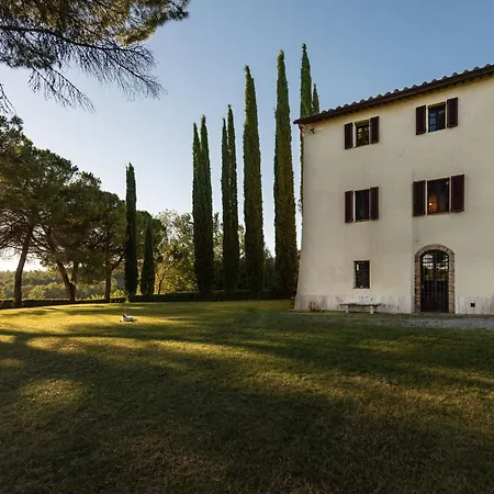 Hill In Tuscan Countryside Sienne